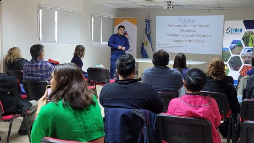 Agricultura: El Gobierno brindó una capacitación en Manejo Integrado de Plagas en Cultivos Frutihortícolas
