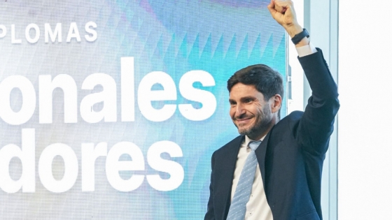 Pullaro lanza su cruzada por una nueva Constitución: “Queremos terminar con los privilegios”