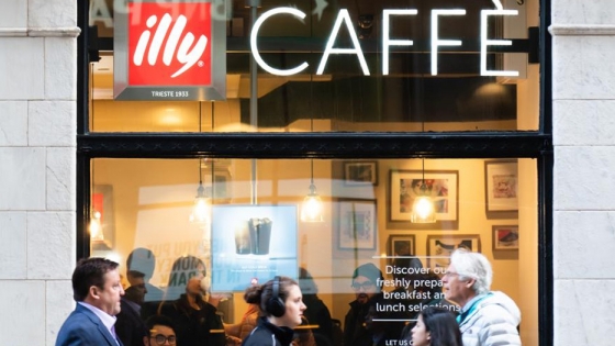 La icónica marca italiana de café pide una agricultura regenerativa