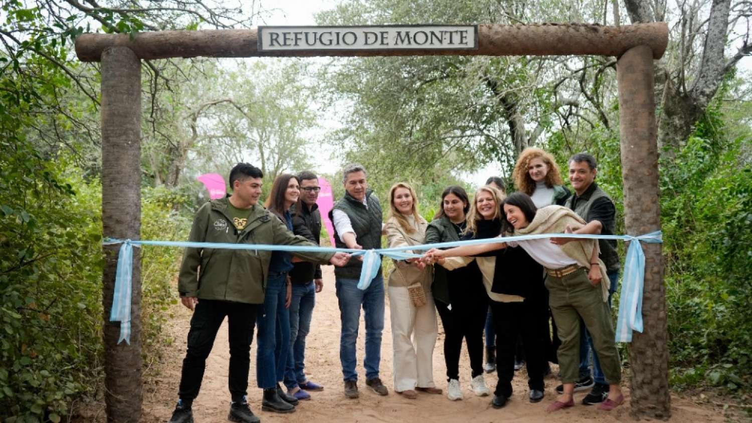 Zdero inauguró un refugio que fortalece el turismo chaqueño
