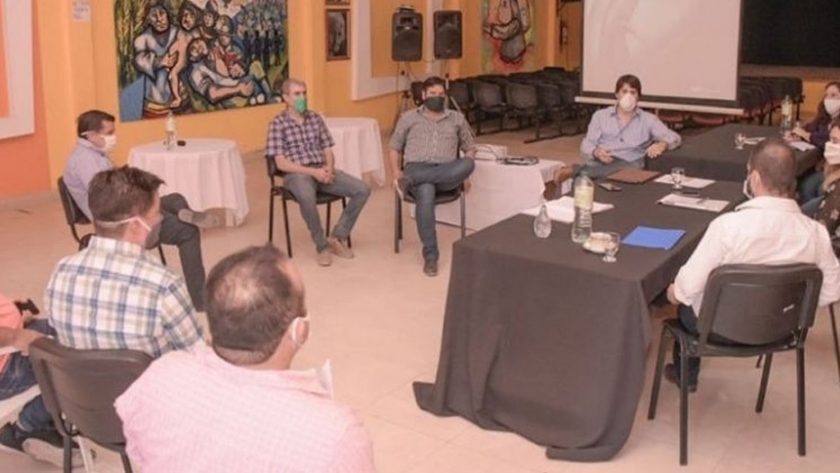 Ambiente avanza en la creación de consorcios para el tratamiento de residuos sólidos urbanos