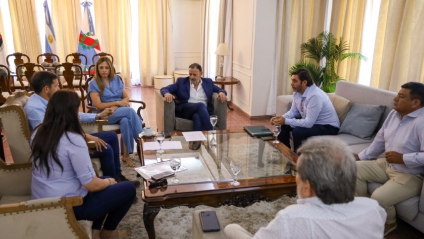 Quintela ratificó su voluntad de mejorar la situación salarial de los trabajadores sanitaristas