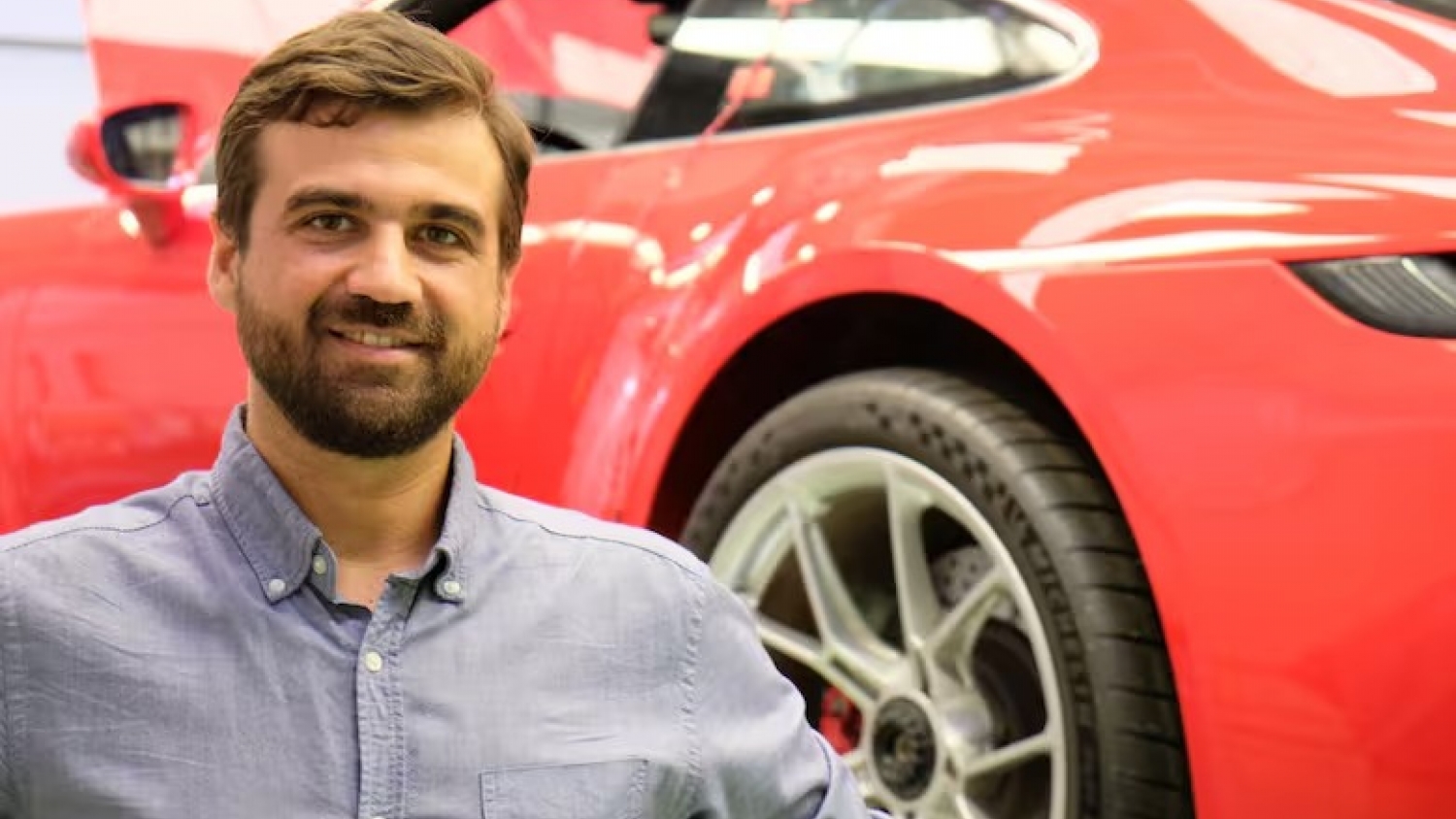 Un ingeniero argentino impulsa desde Italia una tecnología que cambia el desarrollo de vehículos