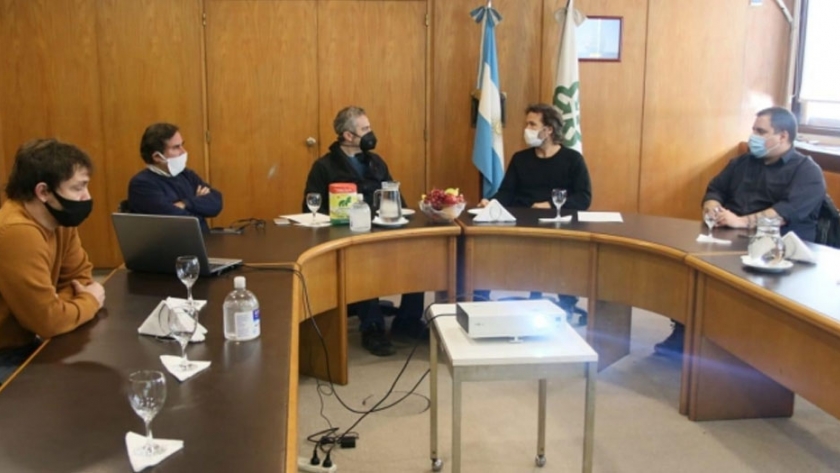 Acuerdo entre el Mercado Central y el Ministerio de Desarrollo por políticas alimentarias para los bonaerenses