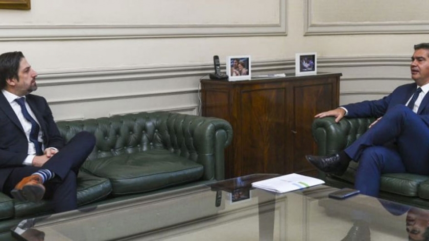En Buenos Aires, Capitanich gestionó financiamiento para obras estratégicas en infraestructura, educación y renegociación de deudas