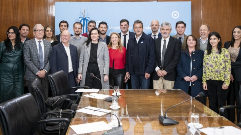 Santa Fe acompaña políticas nacionales que buscan fomentar el desarrollo de la biotecnología y la nanotecnología en el país