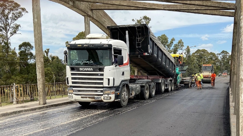 Buenos Aires: repavimentación de la RN33 en Pigüé