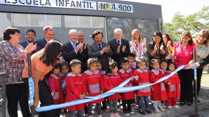 Escuela Infantil N°4.900: “Luego de tantos años, este Jardín tiene edificio propio”, dijo Sáenz en la inauguración