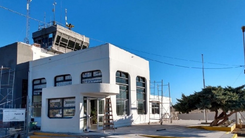 Continúan las obras de refacción en el Aeropuerto de Roca