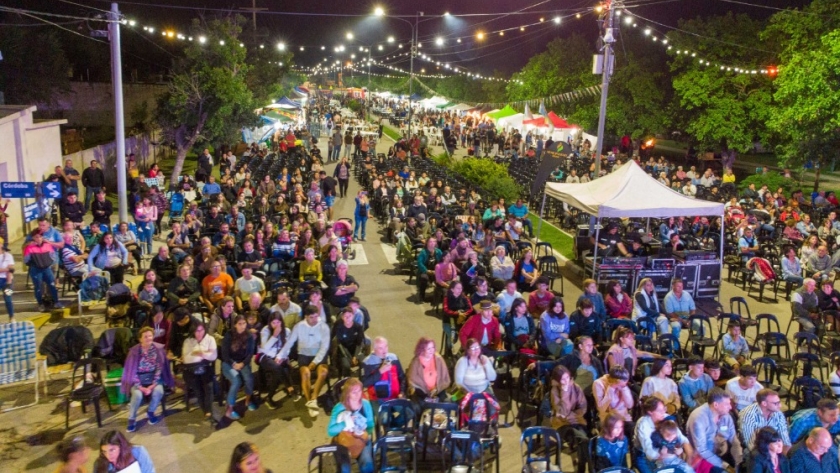 “Los festivales significan un abanico de oportunidades para el crecimiento de instituciones y vecinos”
