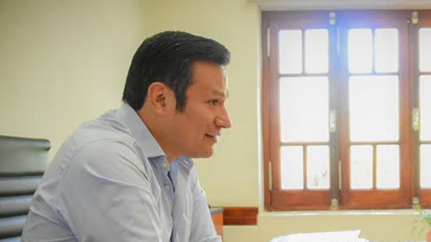 Jorge Gutiérrez entregó viviendas en Tricao Malal