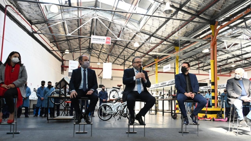 Kulfas lanzó el Programa de Promoción de Bicicletas Eléctricas, con el objetivo de producir 50 mil unidades por año