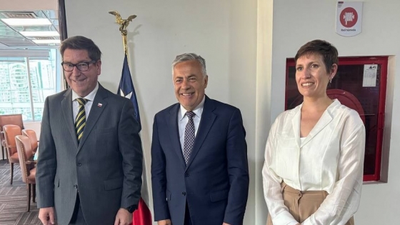Mendoza refuerza vínculo con Chile por minería e inversión