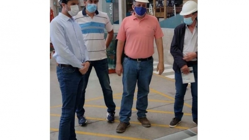 El ministro Álvarez viajó a Tucumán y se reunió con empresarios para atraer inversiones
