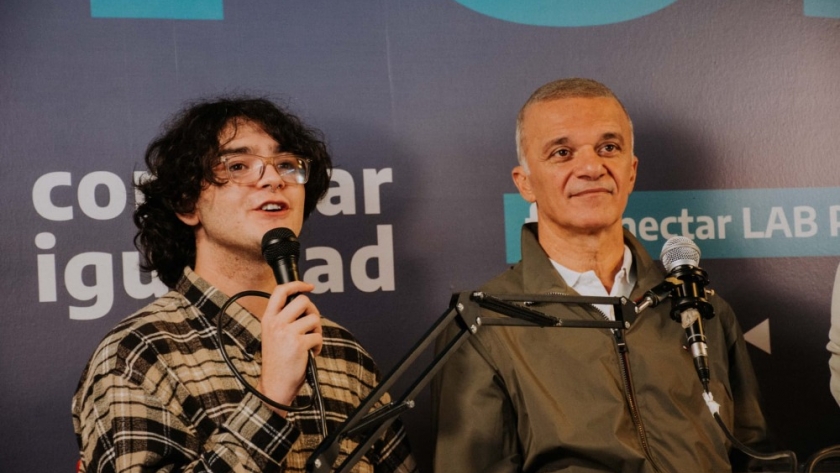 Arce acompañó la apertura del encuentro “Educación y derechos, líderes del presente”