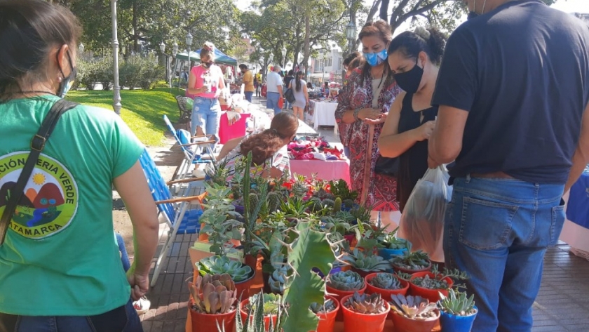 Feria de productores locales para promover circuitos cortos de comercialización