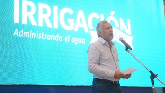 En San Carlos, el Gobernador presentó obras de riego financiadas con el Fondo del Resarcimiento