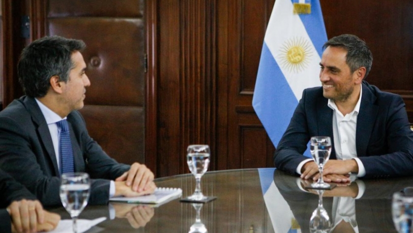 Cabandié se reunió con autoridades del gobierno de Portugal