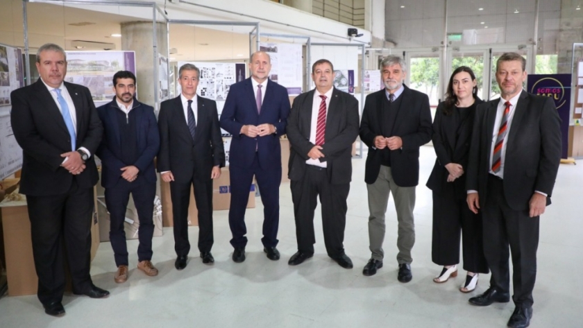 Desarrollo acelerado: Inversión nacional récord de $ 4.000 millones en estos años para la ciencia santafesina