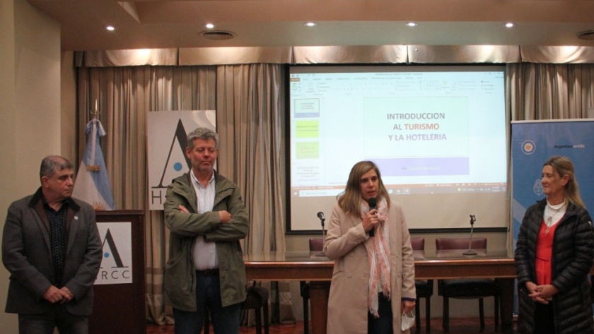 Comenzaron los cursos para titulares del programa 