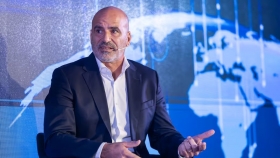 Fibra óptica acelera en Argentina: inversiones millonarias de Telecom y Claro para reemplazar el viejo cable de cobre