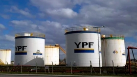  Almacenamiento de petróleo al tope en la Argentina 