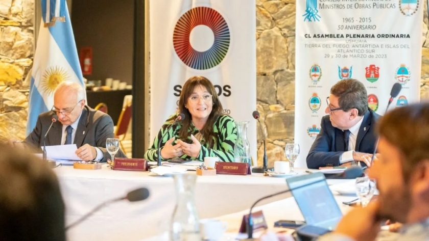 “Tierra del Fuego piensa la extensión de su territorio, en un crecimiento de lazos sólidos con el continente antártico”