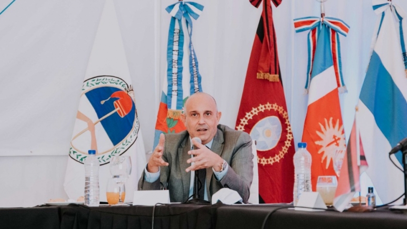 Fondo Compensador: el Gobierno Nacional fijó una asistencia económica de 10.500 millones de pesos para las provincias del interior