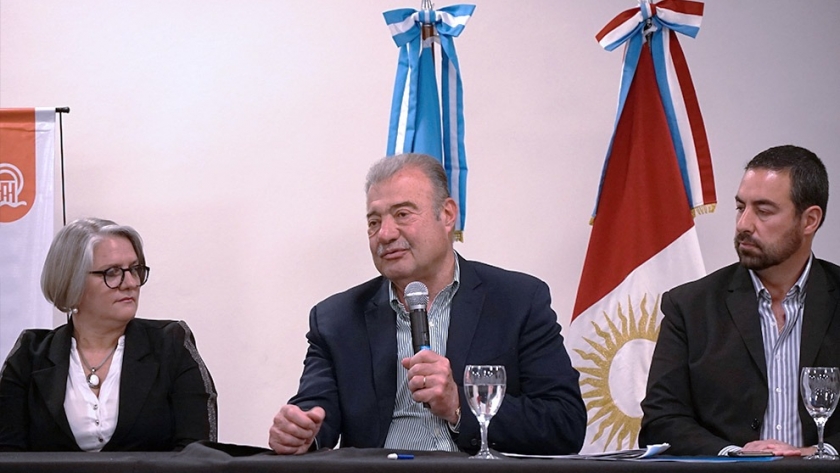 Manfredi: licitan obra de provisión de agua potable