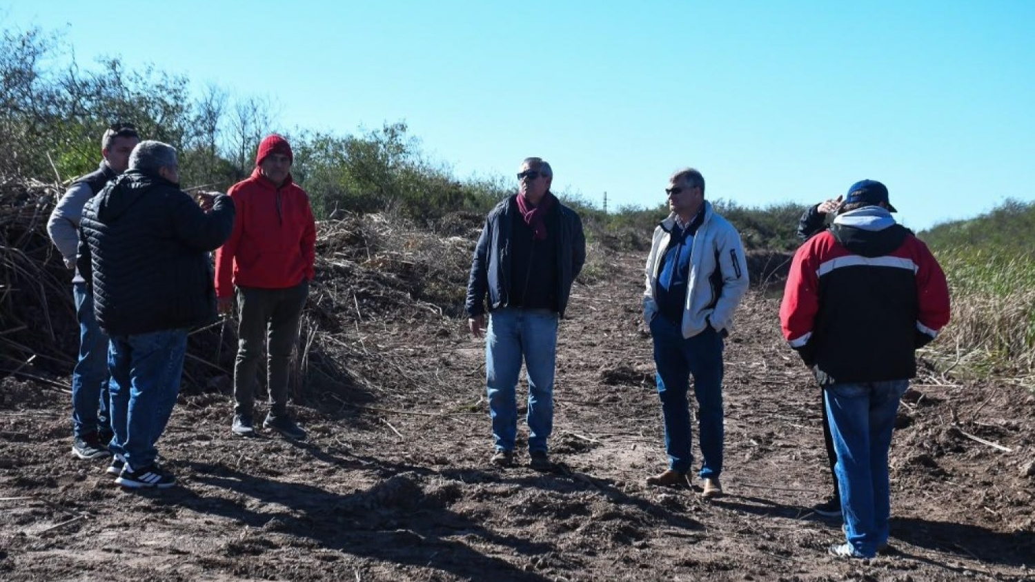 Añatuya amplía su red de canales para mejorar el drenaje urbano ante la temporada de lluvias