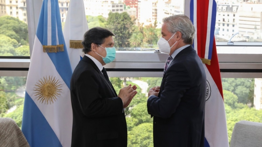 Argentina - Paraguay: reunión de cancilleres