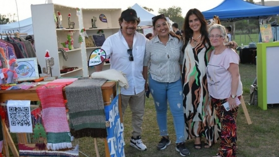 El gobernador Sáenz apoyó a los emprendedores en la feria Livingroom
