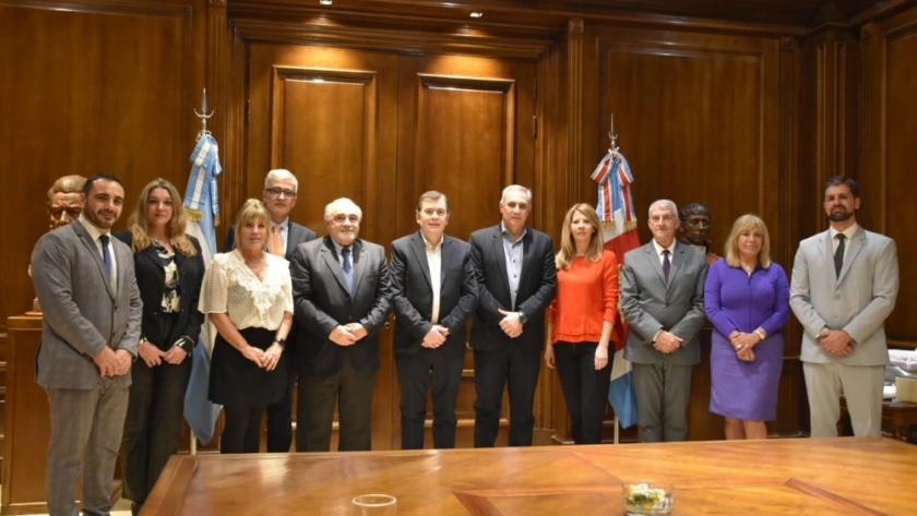 Zamora se reunió con representantes de la Justicia de Faltas del país