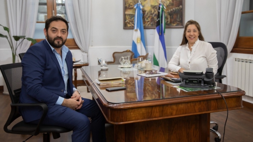 Comisiones de Fomento: Carreras destacó la sanción unánime de dos leyes claves