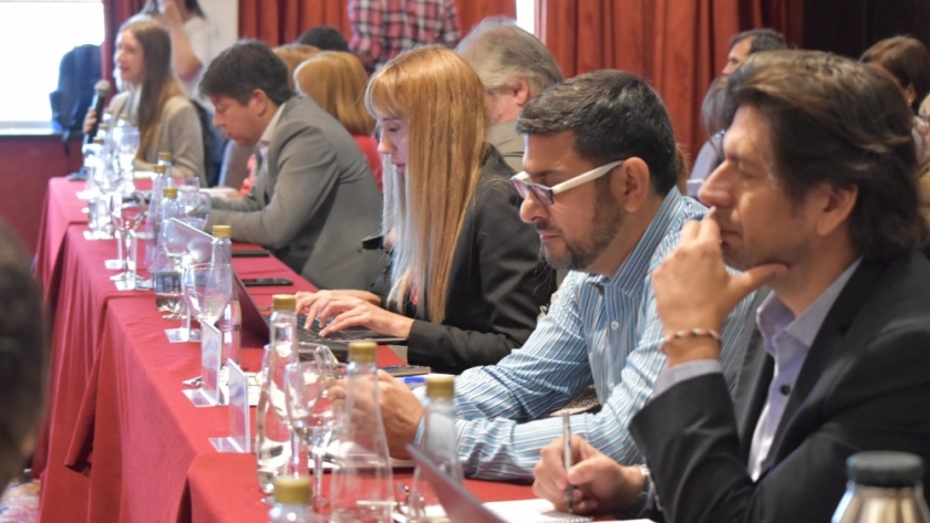 Debatió el Consejo Federal de la Función Pública, con presencia de Catamarca