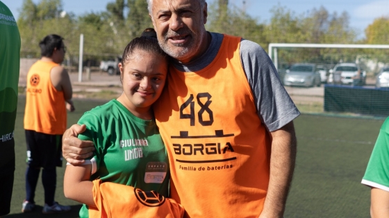 Cornejo compartió fútbol con personas con síndrome de Down