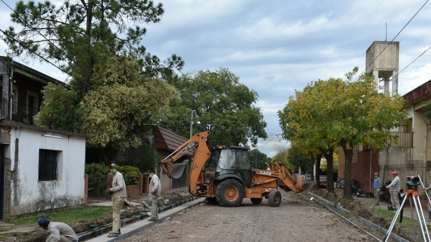 La Provincia realiza obras en los barrios Progreso y Plácido Martínez