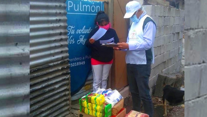 Entrega de insumos para los CAF de San Salvador 