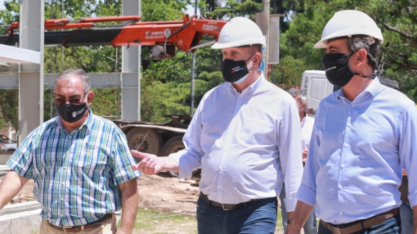 Perotti y Javkin continúan recorriendo obras que la provincia ejecuta en la ciudad de Rosario