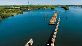 Hidrovía Paraná-Paraguay: quiénes compiten y qué costos se imponen