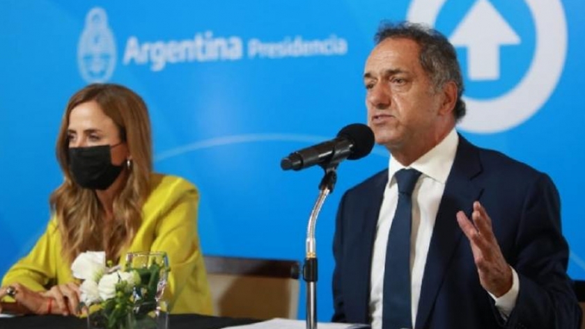 Scioli destacó que Manzur fue el primer gobernador en llegar a Brasil