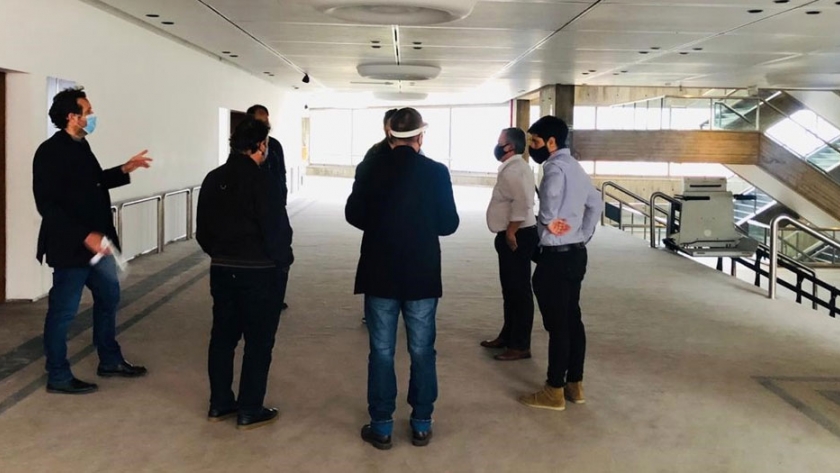 Autoridades de la Subsecretaría de Obras Públicas y del Ministerio de Producción recorrieron el Teatro Argentino