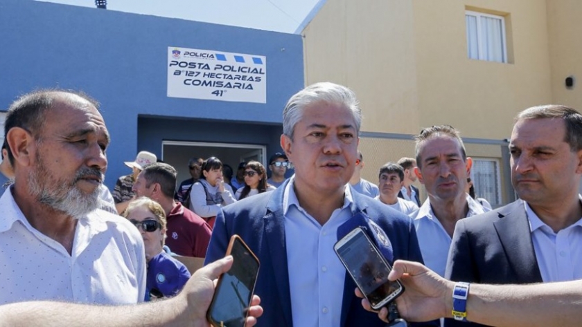 Rolando Figueroa inauguró la posta policial de las 127 Hectáreas