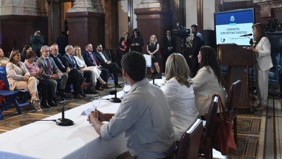 Corrientes Brilla: la provincia muestra su riqueza cultural y productiva en el Senado de la Nación