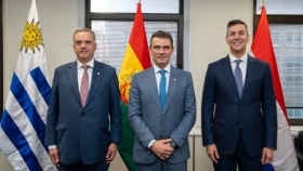 Bolivia, Paraguay y Uruguay impulsan la Hidrovía regional