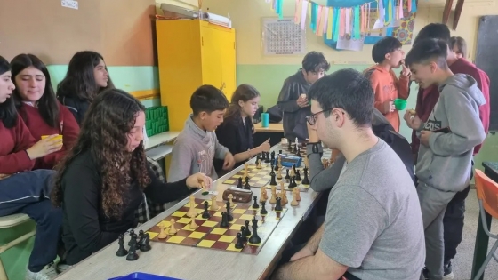 La Escuela Municipal de Ajedrez de Rojas brilló en el Torneo Regional de Salto