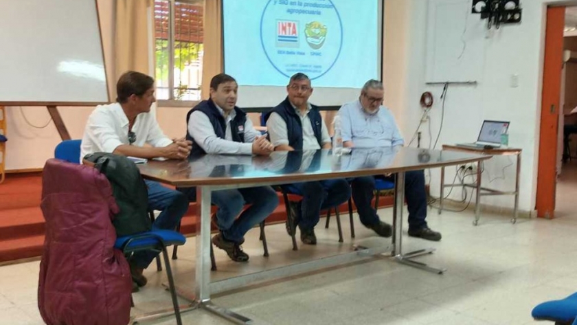 Técnicos del ICAA se capacitaron en drones e información agronómica