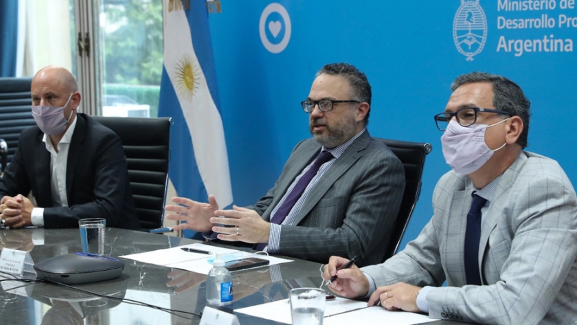 Kulfas convocó a trabajar en el fortalecimiento de las cadenas de valor regionales y en la creación de empleo