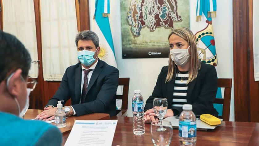 Sergio Uñac presidió una nueva reunión de Gabinete