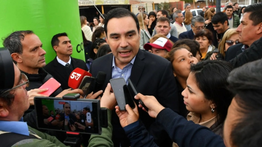 Gustavo Valdés inauguró la reconstrucción de conducto pluvial y rehabilitación de la Avenida Frondizi y apostó a “seguir concretando más obras”